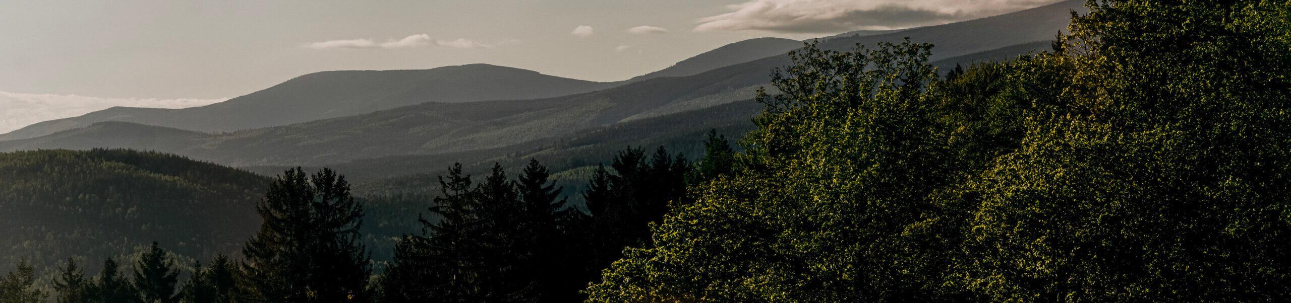Szklarska Poręba - widok na Karkonosze